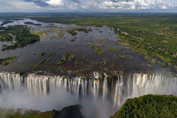 Reiseziele in Afrika - Die Victoriafälle des Sambesi